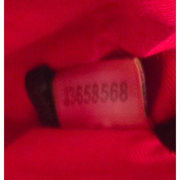 Dooney & Bourke Florentine Leather  Ladies Crossbody - Picture 4 of 14